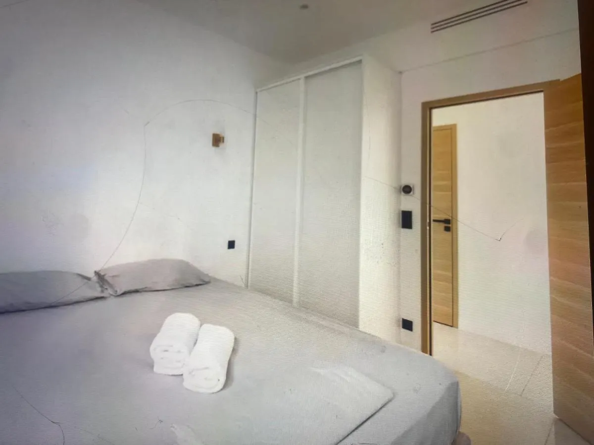 Appartement Avec Terrasse Centre-Ville Croisette Канны